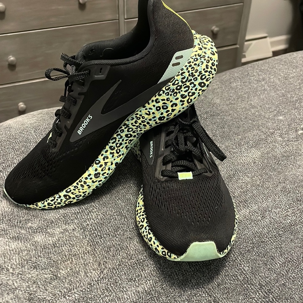 Brooks Launch 8 EUC
